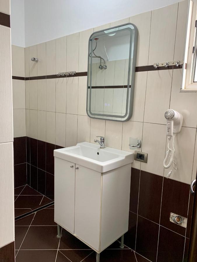 Maxus Apts Saranda Dış mekan fotoğraf