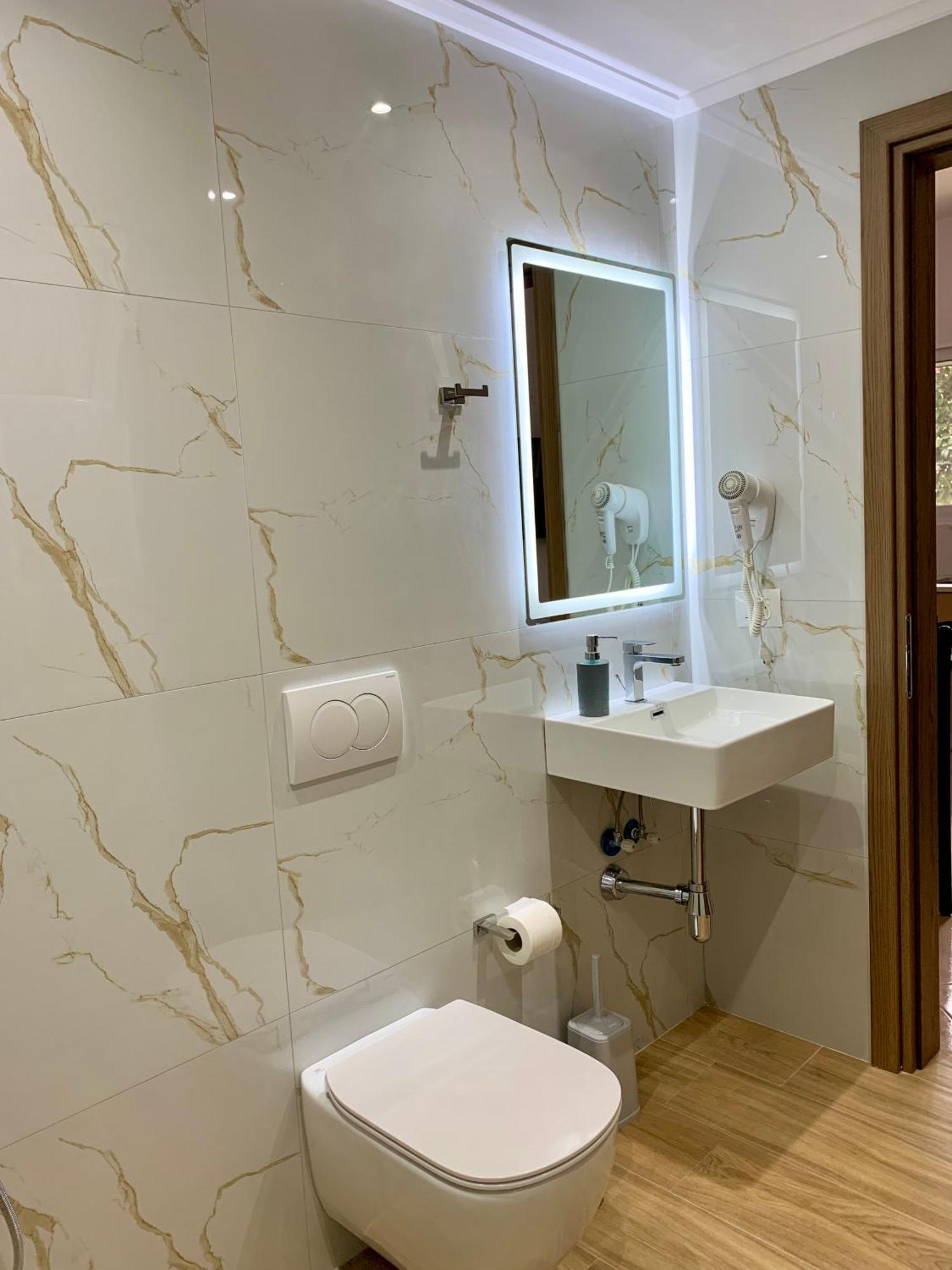 Maxus Apts Saranda Dış mekan fotoğraf