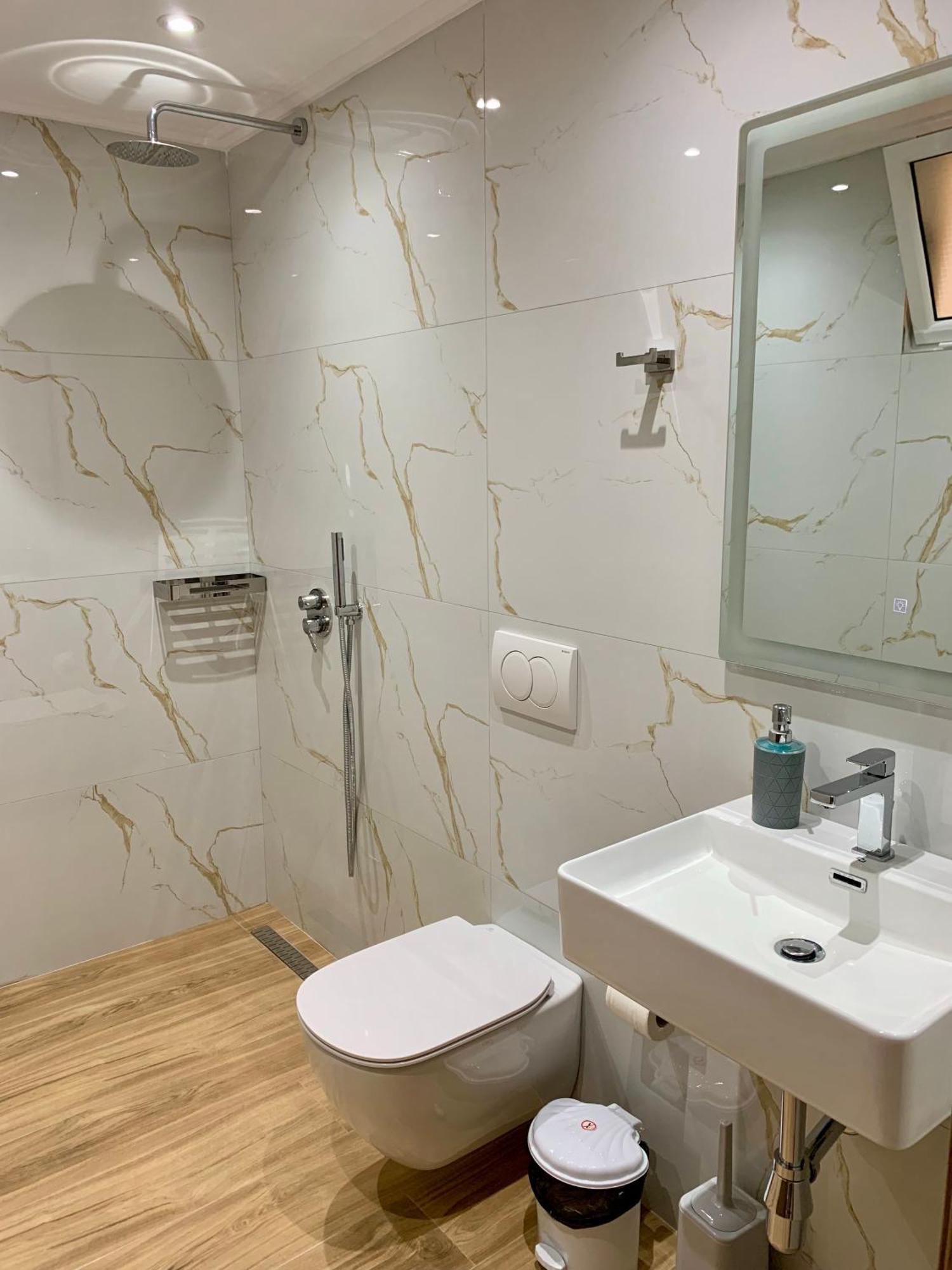 Maxus Apts Saranda Dış mekan fotoğraf